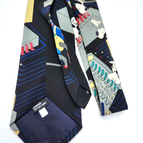 Snoopy Necktie Bugged Out on the Internet Men's Tie Vintage United Feature - Picture 7 of 7